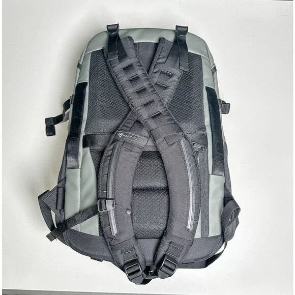 Wandrd Stratus Photo 18L Backpack (Excellent) - Wasatch Green